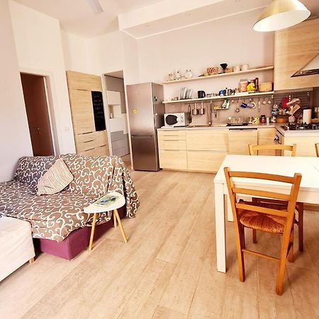 La Maison Di Monica E Alice A Milano-Appartamento Con Terrazza Buitenkant foto